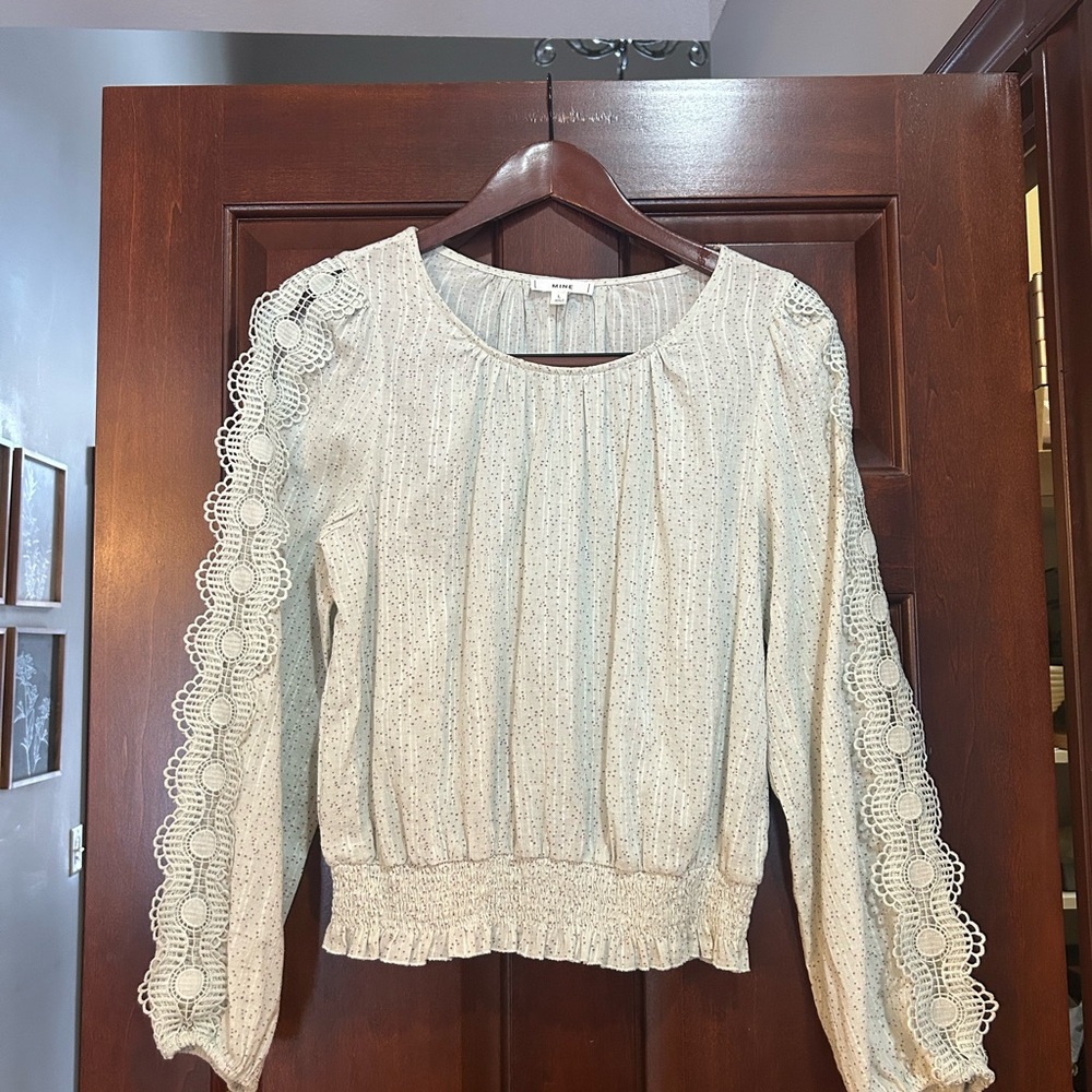 Light Sage Smocked Cotton Blouse with Lace Sleeves size L